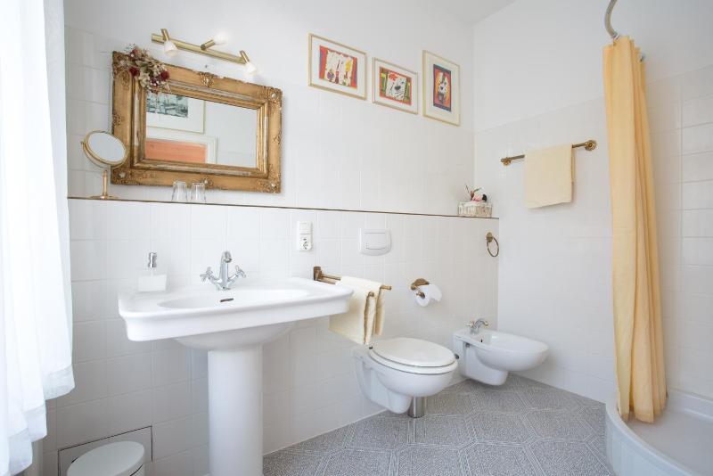 Triple Room image 1