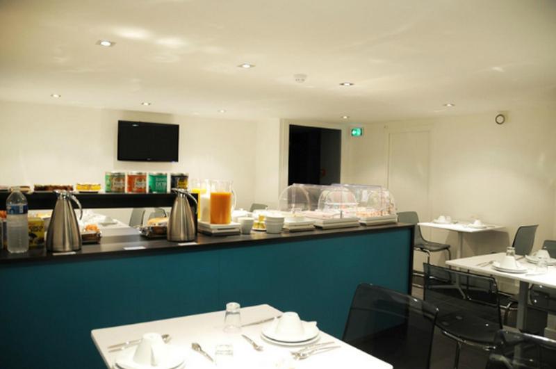 Arc De Triomphe Etoile Hotel - image 12
