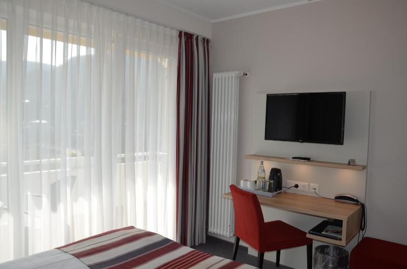 Small Double Room with Balcony image 3