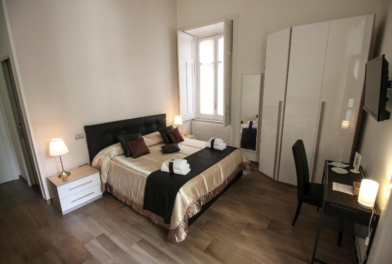 Double Room with Private Bathroom image 1
