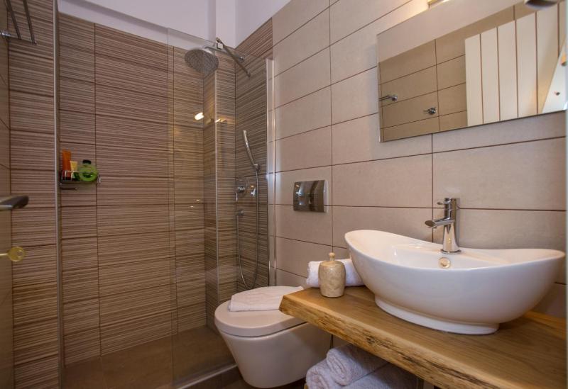 Apartment - Ground Floor image 2