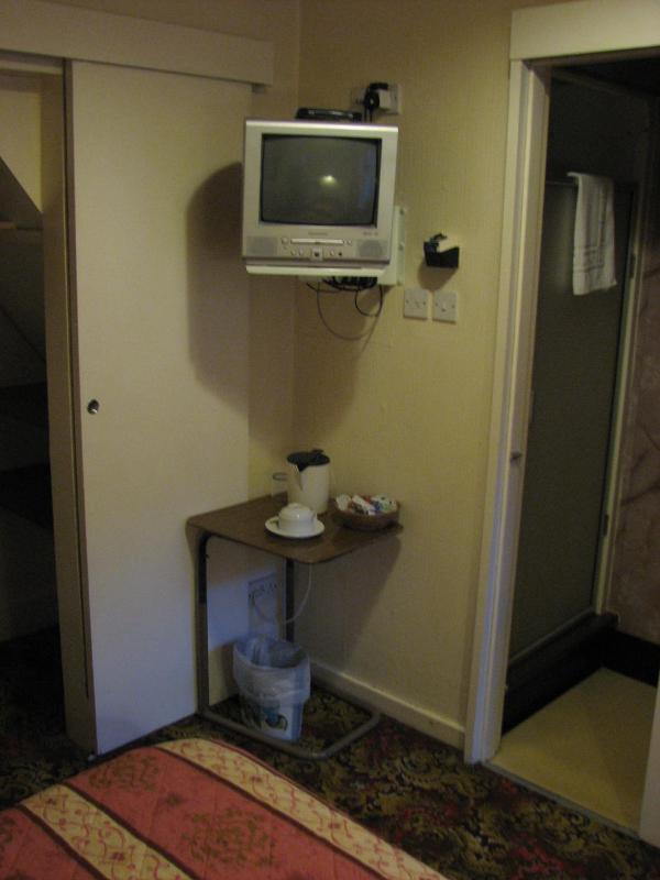 Single Room image 2