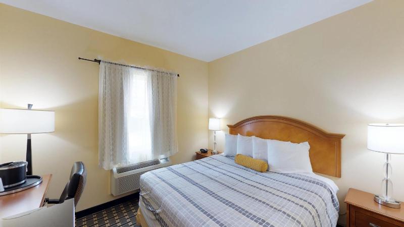 King Room image 4
