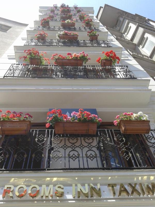 Superior Double or Twin Room with Balcony image 2