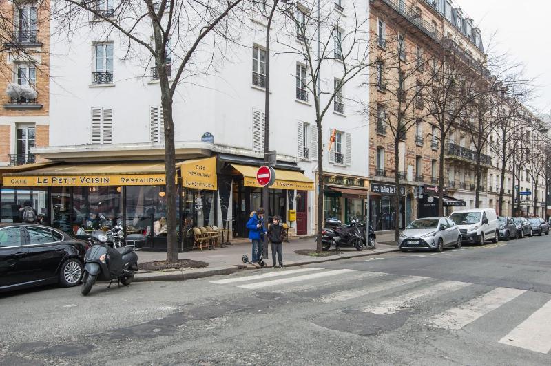 Vintage F3 avec terrasse Villa Saint Charles - image 6