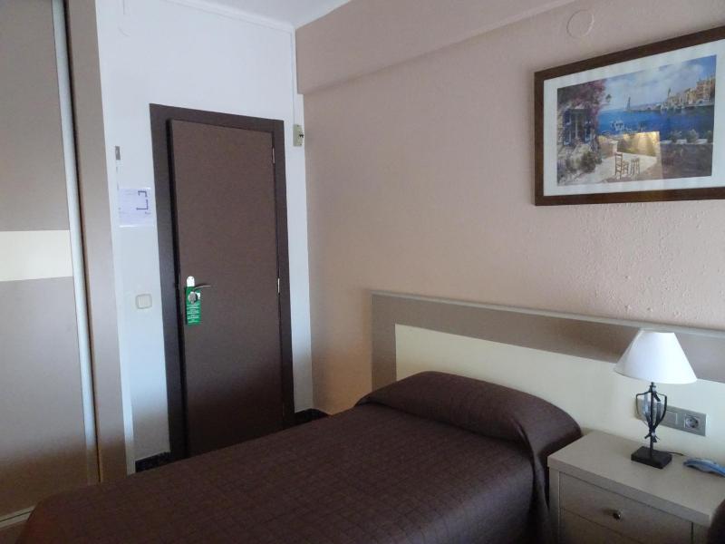 Hostal Internacional - image 11