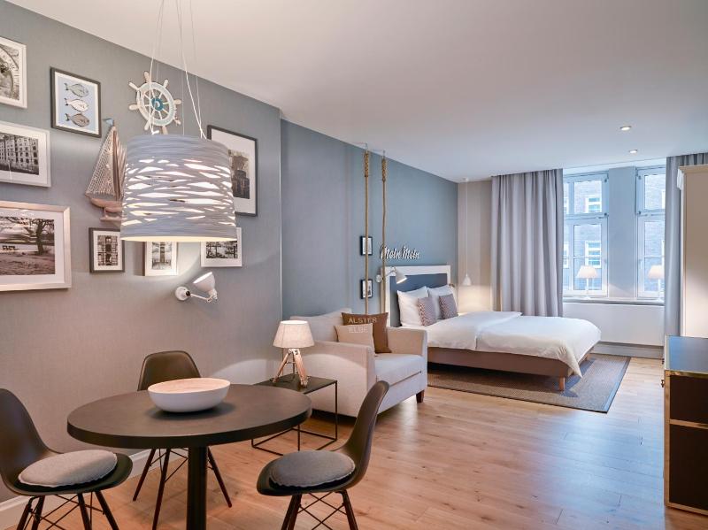 Studio Apartment image 4