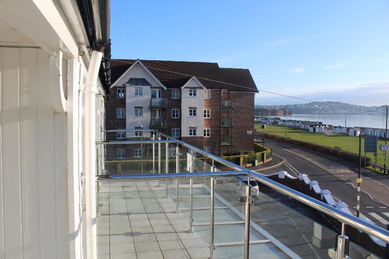 Deluxe Suite with Sea View image 1