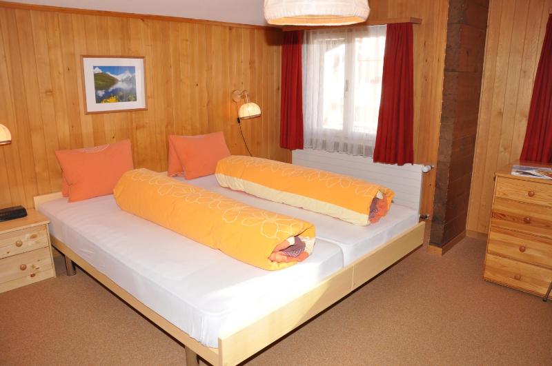 Two-Room Apartment with Balcony image 4