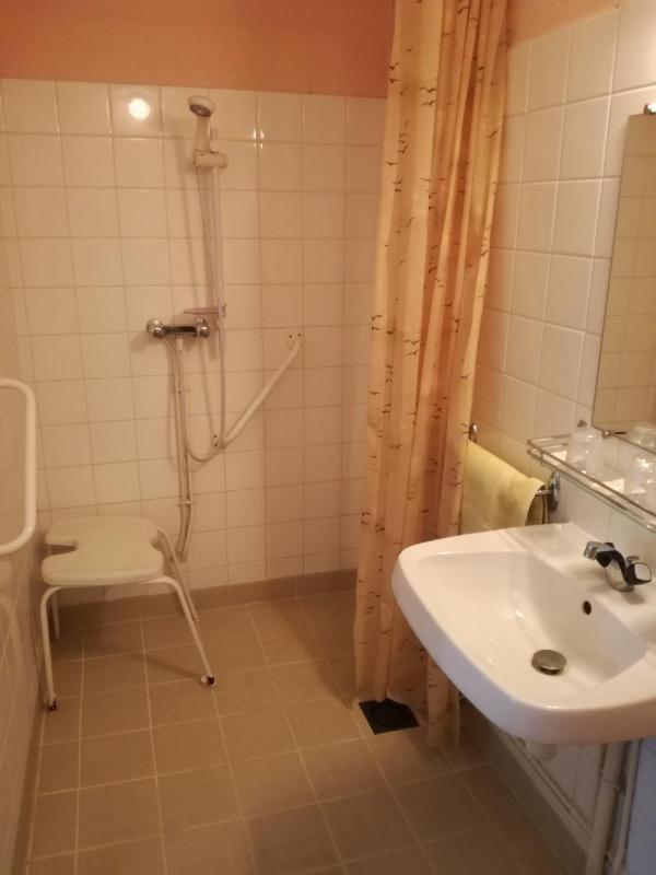 Triple Room - Disability Access image 4