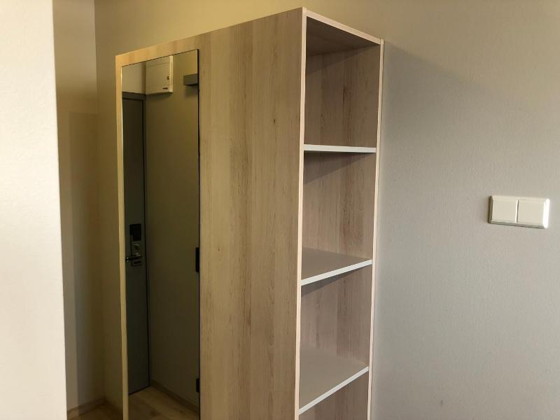 Standard Twin Room image 3