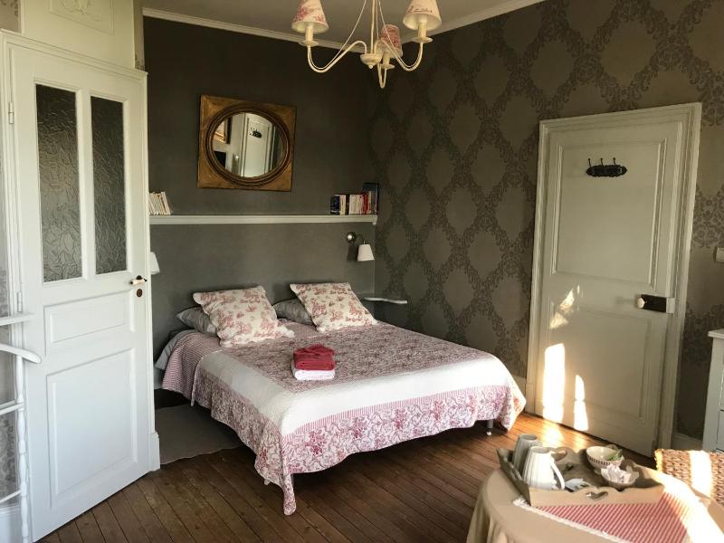 Superior Double Room image 2