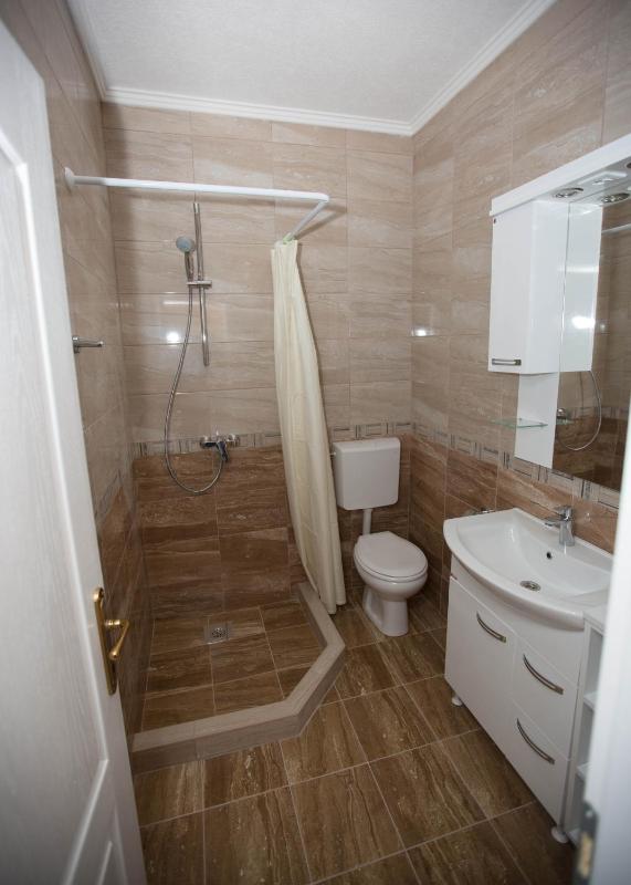 Apartment image 3