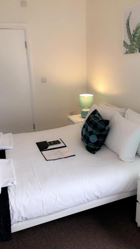 Double Room with Private Bathroom image 3