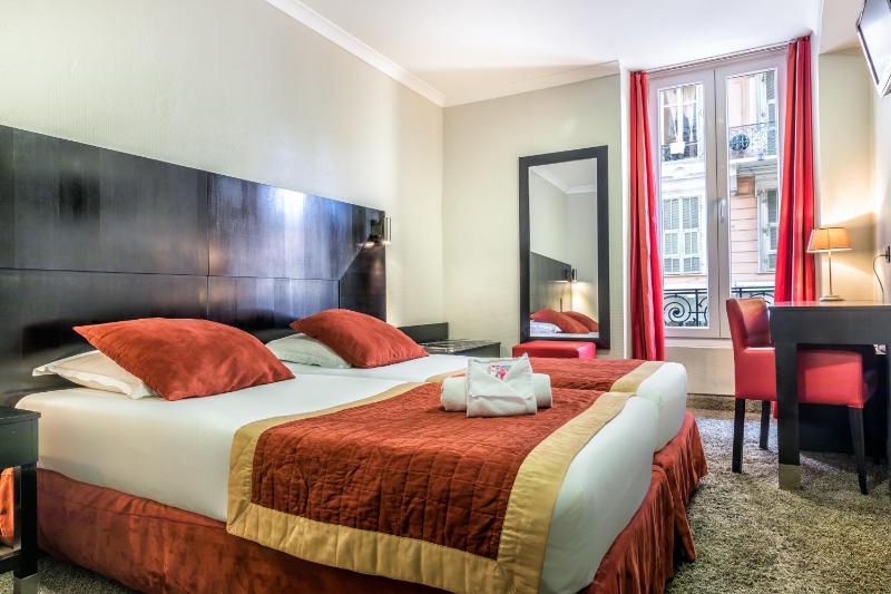 Superior Double Room image 4