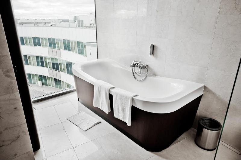 Luxury Apartment image 2