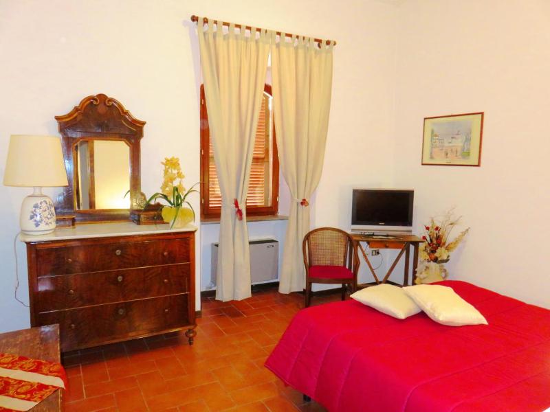 Apartment image 3