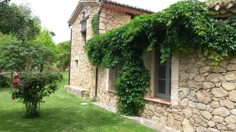 Two-Bedroom House image 3