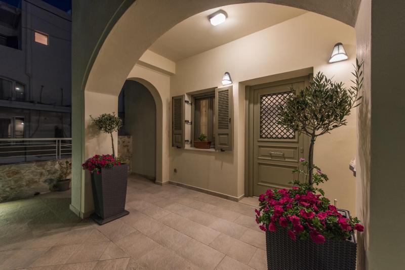 Three-Bedroom Villa image 3