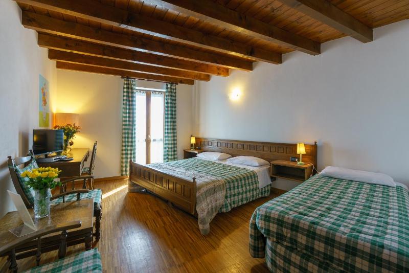 Triple Room image 1