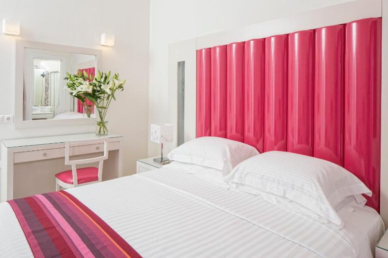 Standard Double Room image 1
