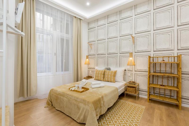 Superior Apartment image 2