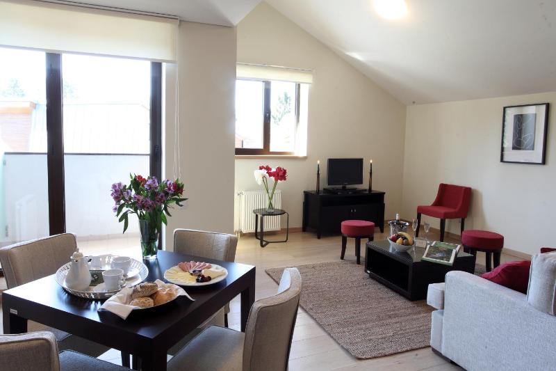 Superior Suite image 3