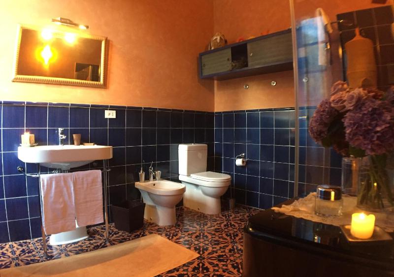 Deluxe Double Room image 4