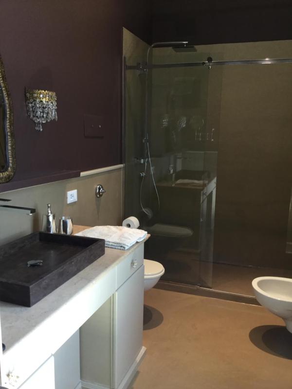 Deluxe Double Room with Balcony image 2