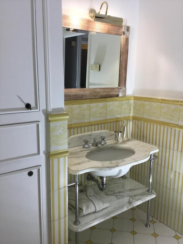 Double Room with Private External Bathroom image 3