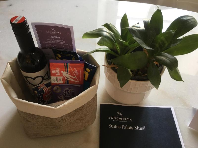 Studio Apartment image 4