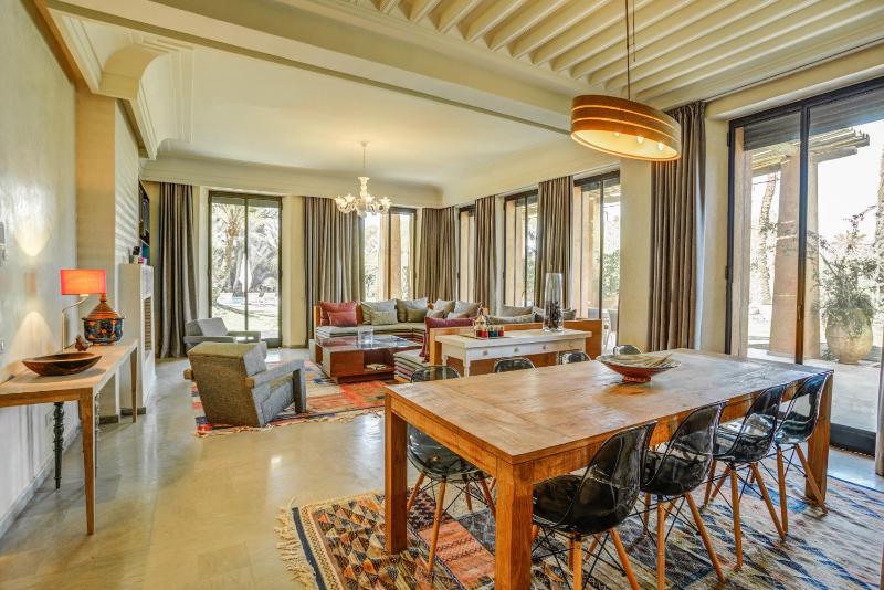 Villa YENMOZ en exclusivité avec piscine privée dans la Palmeraie - image 15
