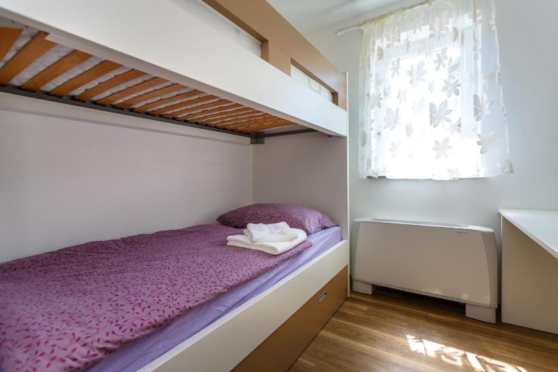 Apartment - Split Level image 4