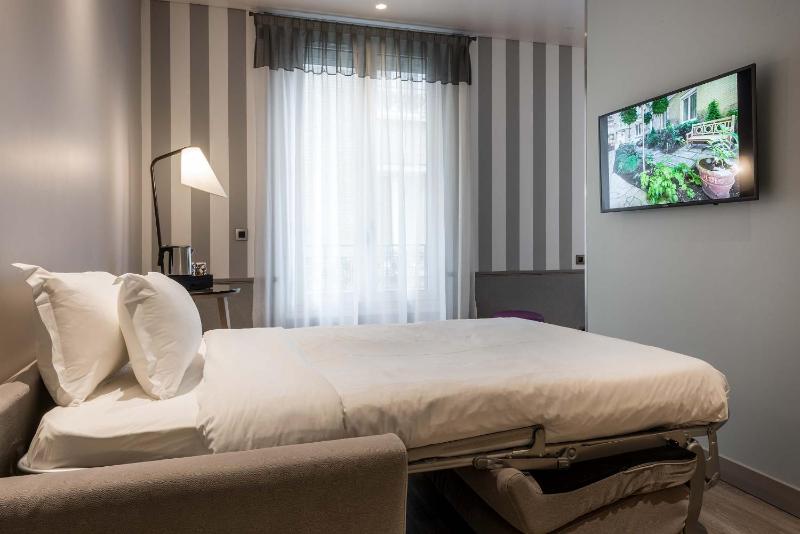 Junior Suite (3 Adults) image 4