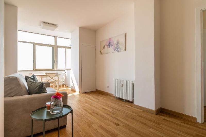 Deluxe Apartment image 1