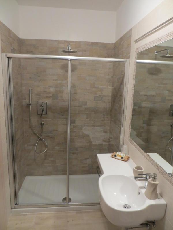 Superior Single Room image 1