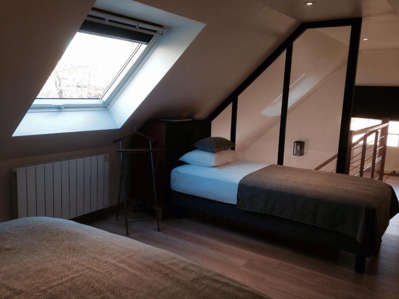 King Suite with Spa Bath image 1