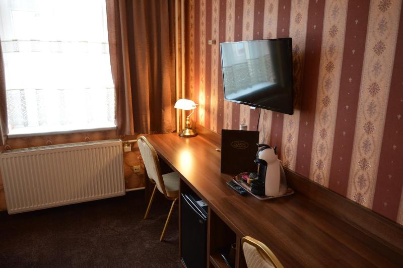 Standard Single Room image 2