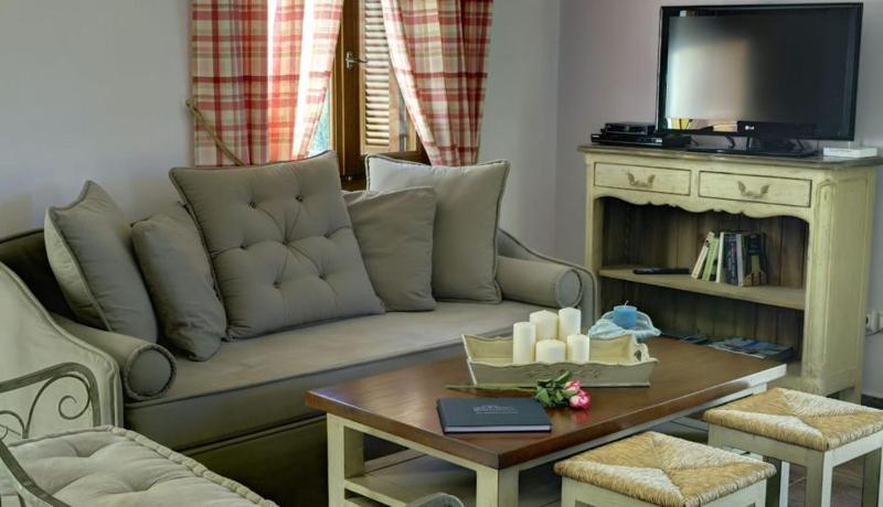 Two-Bedroom Suite image 2