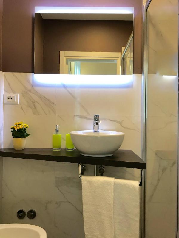 Double or Twin Room image 2