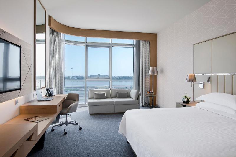 Premium Room - King bed  image 1