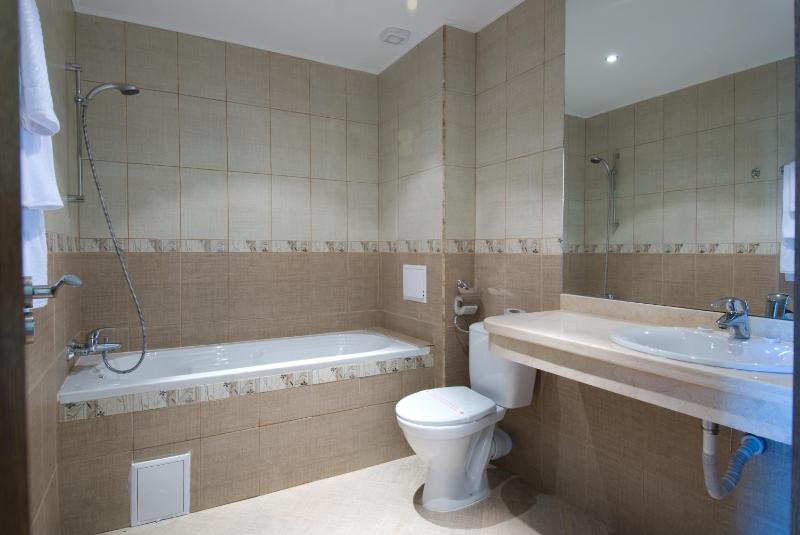 Suite with Balcony image 1