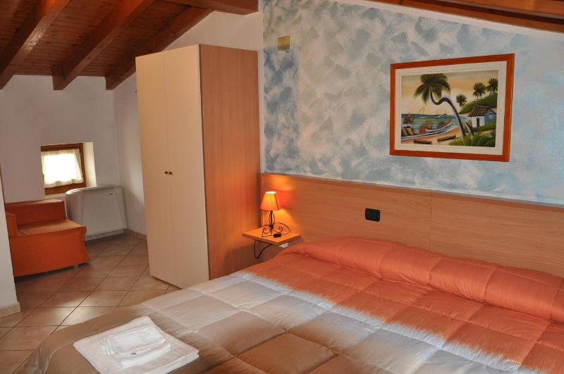 Double Room with Private Bathroom image 2