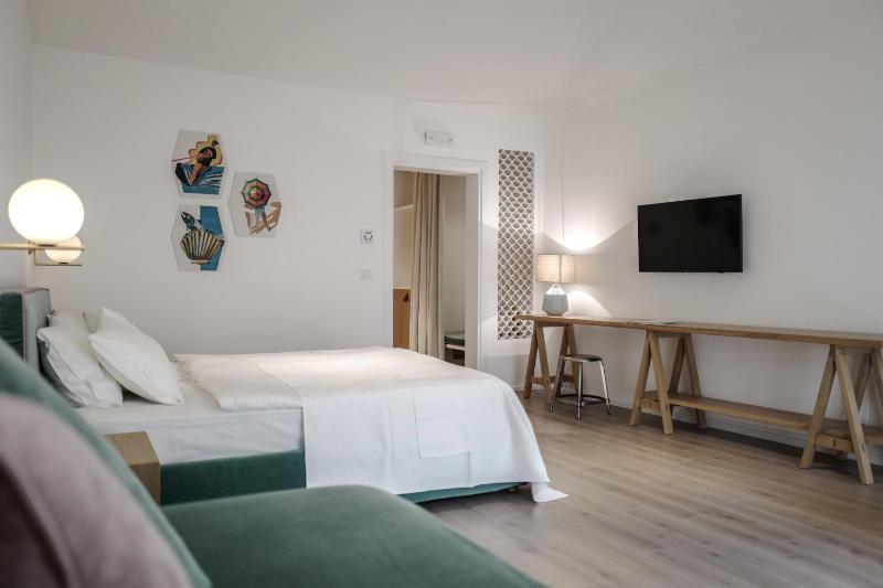 Hotel Savoy - image 22