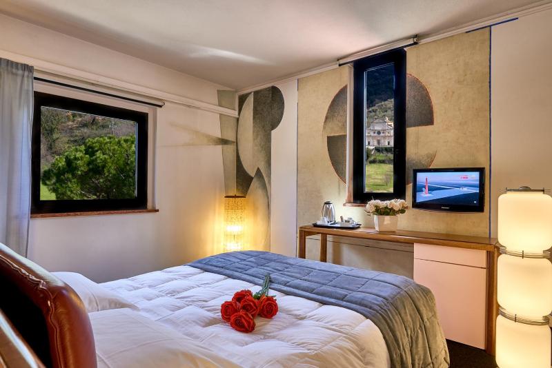 Superior Double Room image 4