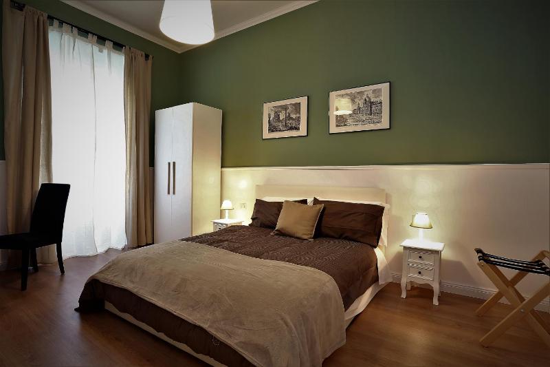 Superior Double Room image 4