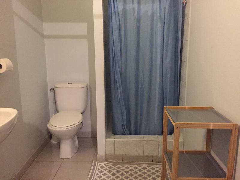 Standard Double Room image 3