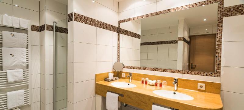Suite with Terrace image 3