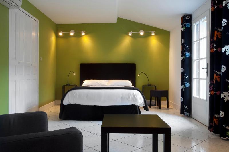 Big Suite image 1