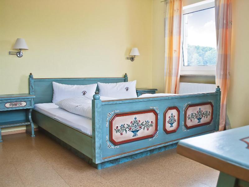 Standard Double Room image 4
